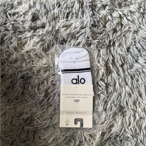 ALO Yoga White Crew Socks